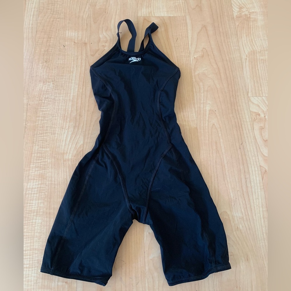 Speedo Kneeskin, 12 and under eligible, Never worn, Bought it in the wrong size.
